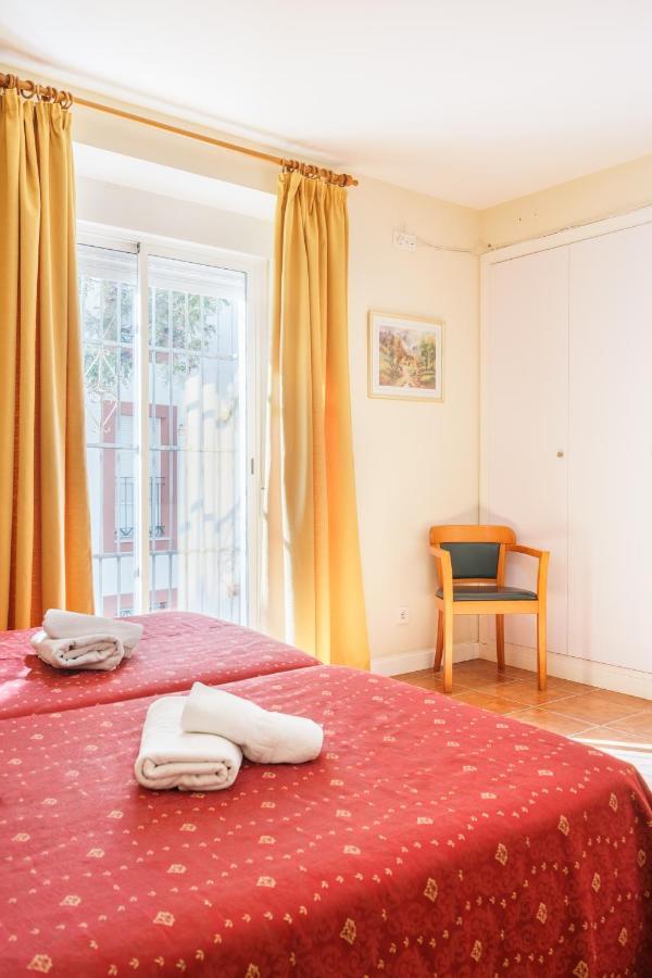 Hotel Carlos V Jerez By Vivere Stays Jerez de la Frontera Exteriör bild
