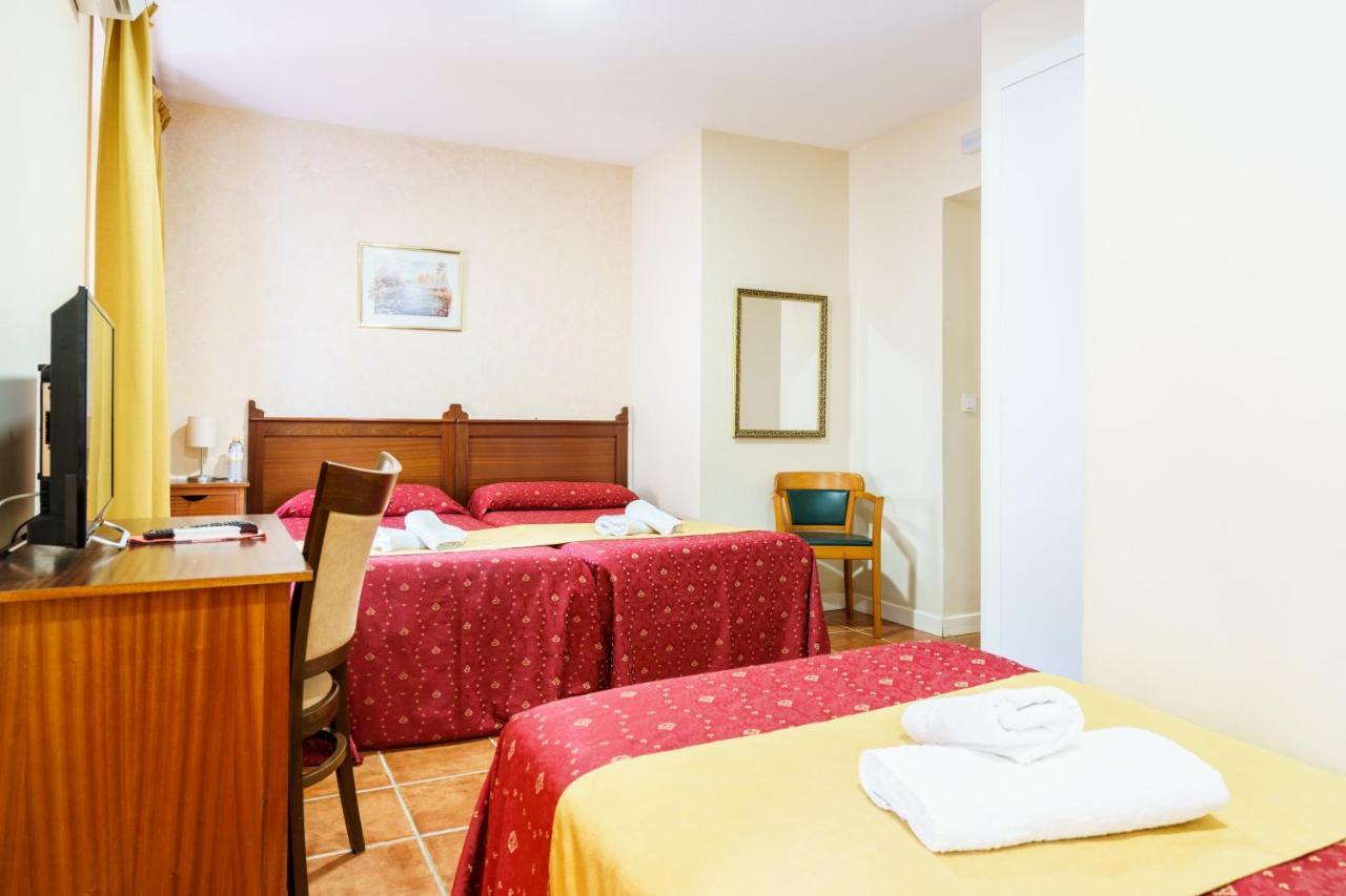 Hotel Carlos V Jerez By Vivere Stays Jerez de la Frontera Exteriör bild
