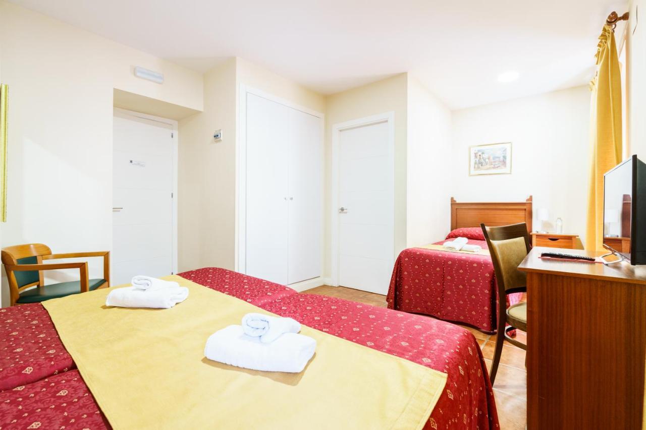 Hotel Carlos V Jerez By Vivere Stays Jerez de la Frontera Exteriör bild